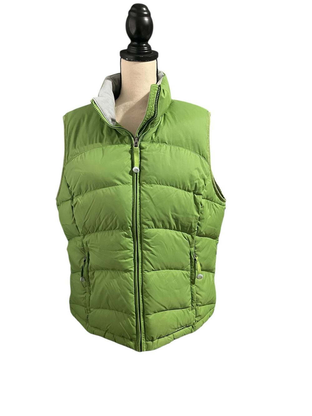 L.L. Bean Women's Green Goose Down Puffer Vest Sz XL Outdoor Hiking Full Zip
